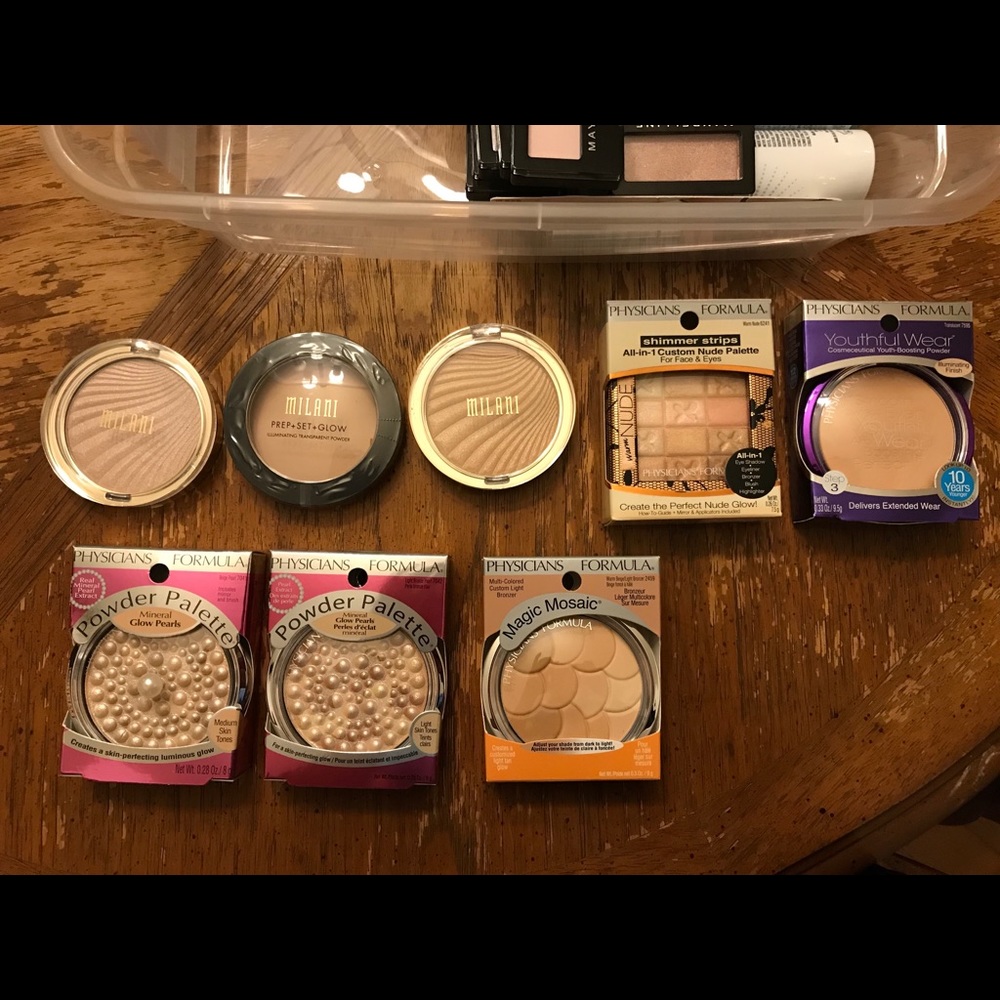 NEW IN PACKAGING MAKE UP